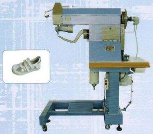 Stitching machines for innersoles